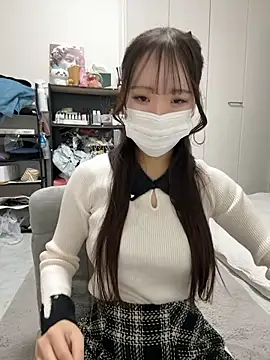 nano-da-u online show from November 7, 2025, 2:43 pm