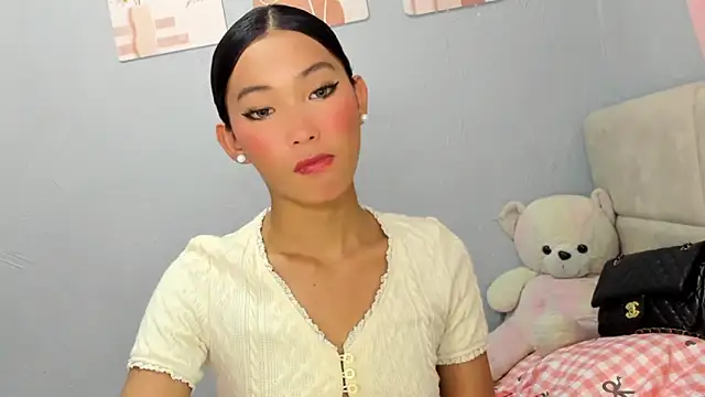 Snapshot of Anne_the_virgin chatting on November 12, 2025, 6:17 am Anne the virgin online show from November 12, 2025, 6:17 am