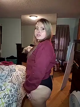 Snapshot of JuicyExxxperience chatting on November 18, 2025, 2:09 pm JuicyExxxperience online show from November 18, 2025, 2:09 pm