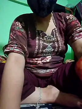 Hot-Rimi01 online show from July 26, 2026, 7:32 pm