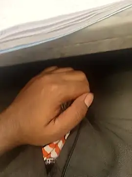 hotboy43339 online show from December 16, 2025, 10:19 am