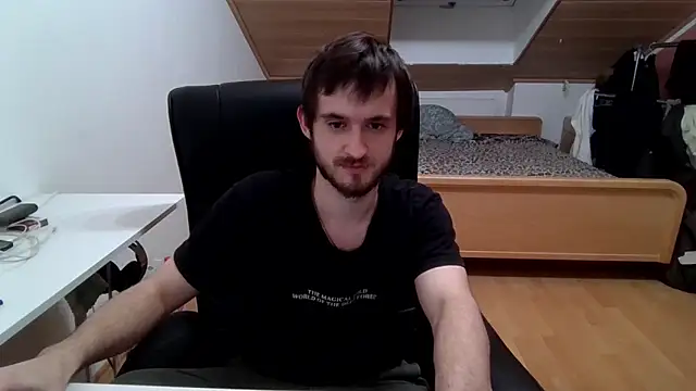 Snapshot of Bez3ybik chatting on December 15, 2025, 7:41 pm Bez3ybik online show from December 15, 2025, 7:41 pm