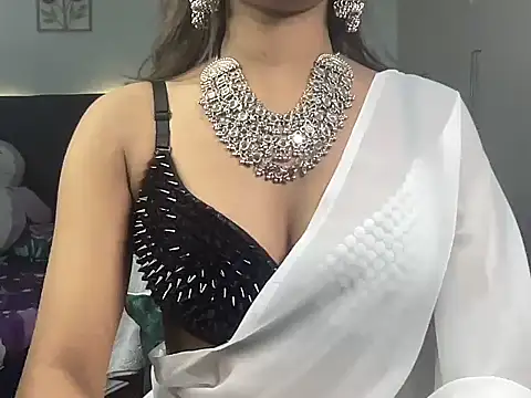 Snapshot of MonVilain01 chatting on December 14, 2025, 12:50 am MonVilain01 online show from December 14, 2025, 12:50 am