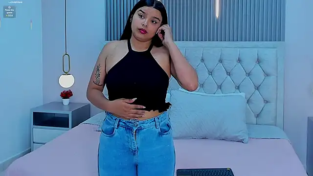 kelsy monroy online show from October 6, 2025, 7:14 pm