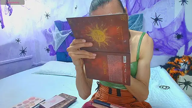 Snapshot of shantala_nastasiia chatting on October 14, 2025, 12:28 pm shantala nastasiia online show from October 14, 2025, 12:28 pm