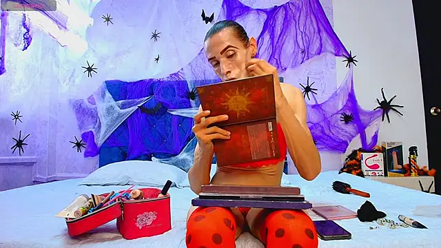 Snapshot of shantala_nastasiia chatting on October 23, 2025, 12:37 pm shantala nastasiia online show from October 23, 2025, 12:37 pm