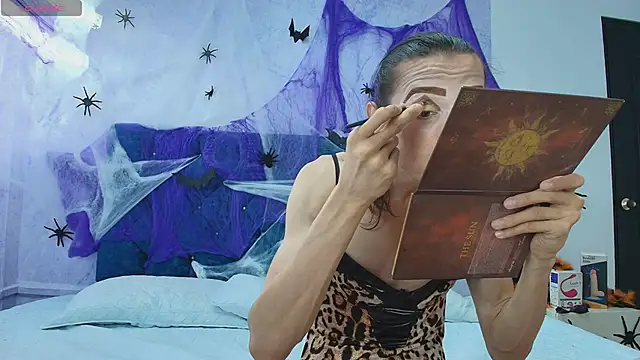 Snapshot of shantala_nastasiia chatting on October 25, 2025, 1:01 pm shantala nastasiia online show from October 25, 2025, 1:01 pm