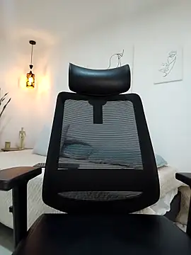 damian bull online show from October 9, 2025, 7:58 pm