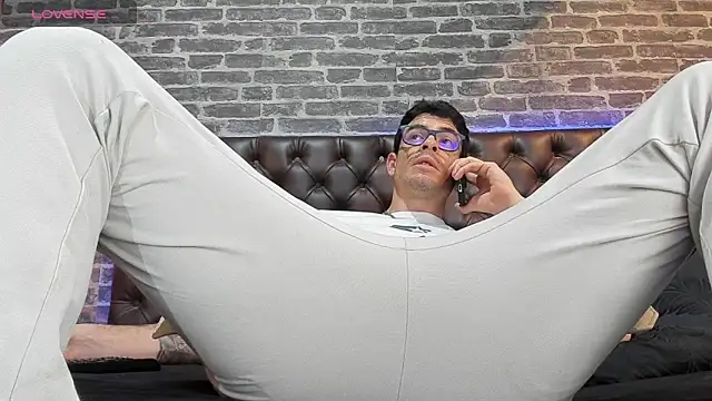 damian bull online show from May 6, 2026, 1:04 pm
