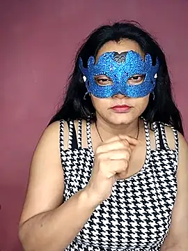 Snapshot of MEERAcle chatting on October 14, 2025, 1:06 am MEERAcle online show from October 14, 2025, 1:06 am