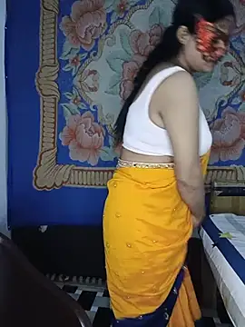 Snapshot of MEERAcle chatting on July 17, 2026, 6:21 am MEERAcle online show from July 17, 2026, 6:21 am