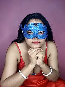 Snapshot of MEERAcle chatting on October 30, 2025, 6:49 pm MEERAcle online show from October 30, 2025, 6:49 pm