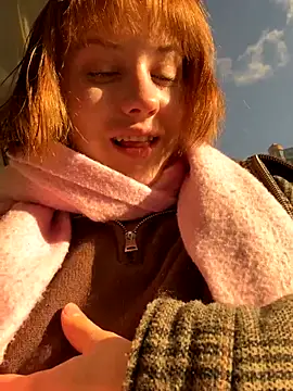 Snapshot of Only_April chatting on October 18, 2025, 11:12 am Only April online show from October 18, 2025, 11:12 am