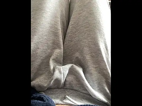 wwwiiilll online show from February 21, 2026, 10:17 am