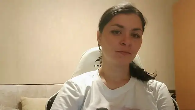 Amanda Soft online show from September 18, 2025, 5:38 pm