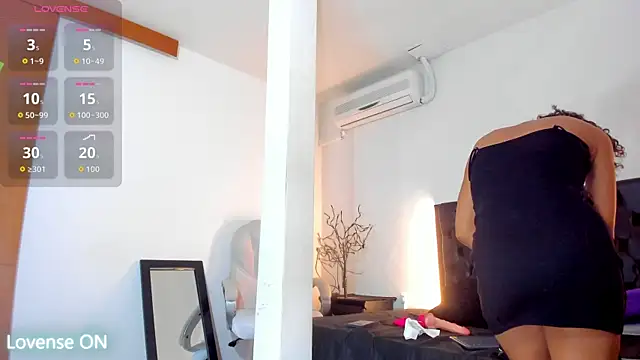 miiarod online show from November 26, 2025, 6:52 pm