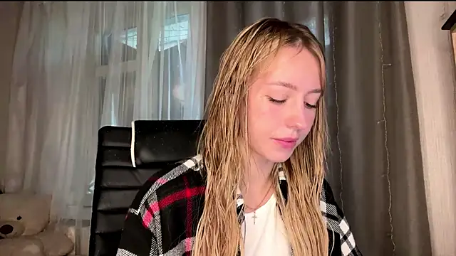 Snapshot of Jetta_Corsacami chatting on September 23, 2025, 7:26 am Jetta Corsacami online show from September 23, 2025, 7:26 am