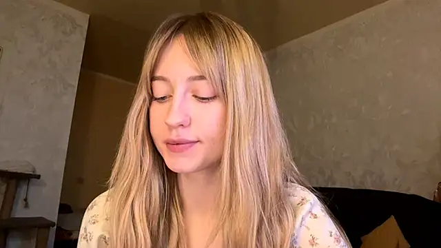 Snapshot of Jetta_Corsacami chatting on December 2, 2025, 12:18 pm Jetta Corsacami online show from December 2, 2025, 12:18 pm