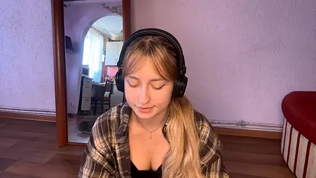 Snapshot of Jetta_Corsacami chatting on September 12, 2025, 8:25 am Jetta Corsacami online show from September 12, 2025, 8:25 am