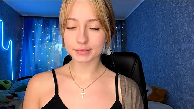 Snapshot of Jetta_Corsacami chatting on October 13, 2025, 12:07 pm Jetta Corsacami online show from October 13, 2025, 12:07 pm