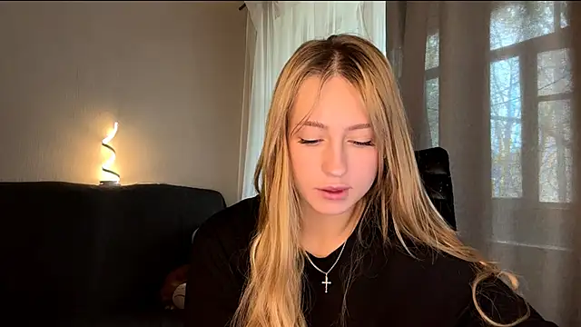 Snapshot of Jetta_Corsacami chatting on October 17, 2025, 8:50 am Jetta Corsacami online show from October 17, 2025, 8:50 am