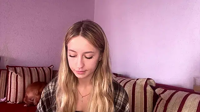 Snapshot of Jetta_Corsacami chatting on September 15, 2025, 1:55 pm Jetta Corsacami online show from September 15, 2025, 1:55 pm