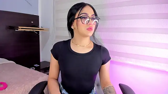 miss  ivyy online show from September 28, 2025, 5:36 am