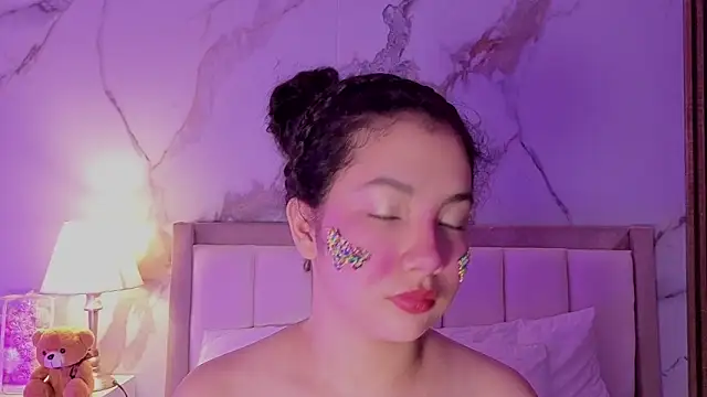 Snapshot of LunaRosse_ chatting on March 14, 2026, 10:54 am LunaRosse online show from March 14, 2026, 10:54 am