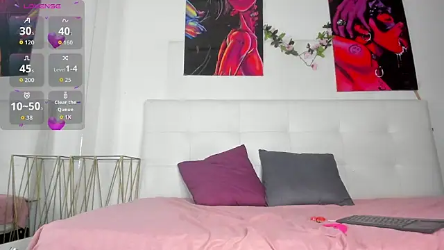 Snapshot of Lucia78couple chatting on October 27, 2025, 9:49 pm Lucia78couple online show from October 27, 2025, 9:49 pm