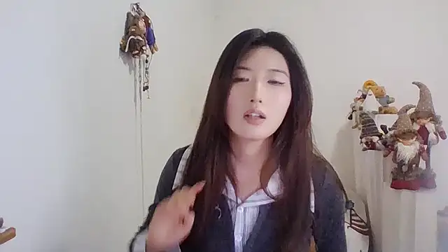 Moonlight-23 online show from April 13, 2026, 3:38 pm