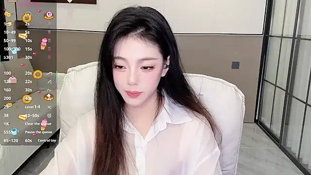 Sandy Uu online show from September 22, 2025, 9:37 am