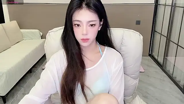 Sandy Uu online show from September 25, 2025, 12:55 pm