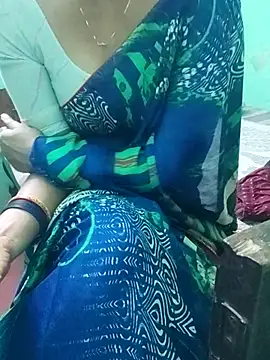 Snapshot of Apurvaa chatting on November 27, 2025, 2:50 pm Apurvaa online show from November 27, 2025, 2:50 pm