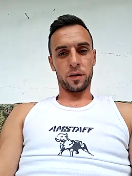 Snapshot of Necunoscutul001 chatting on September 8, 2025, 4:17 pm Necunoscutul001 online show from September 8, 2025, 4:17 pm