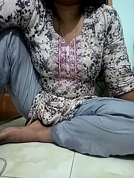 Snapshot of Rina-2 chatting on September 23, 2025, 1:40 pm Rina-2 online show from September 23, 2025, 1:40 pm