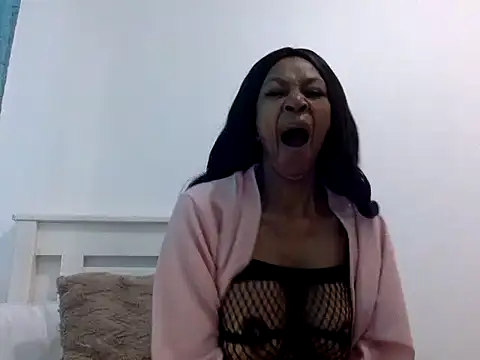 Teperalha online show from November 13, 2025, 3:32 am