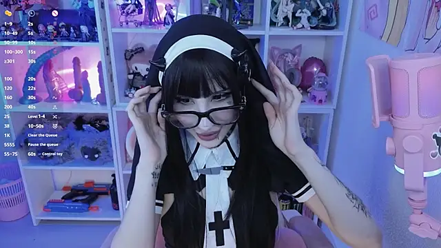 Snapshot of Nana_stolass chatting on July 3, 2026, 12:00 pm Nana stolass online show from July 3, 2026, 12:00 pm