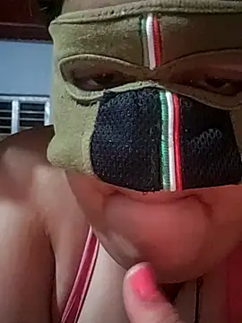 sexymotto online show from November 2, 2025, 3:39 pm