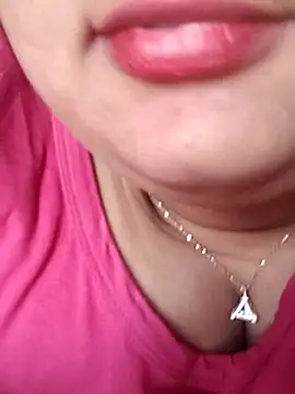 sexymotto online show from November 16, 2025, 9:58 am