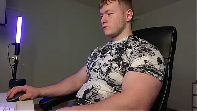 Snapshot of Richard_Dullas chatting on October 24, 2025, 12:26 pm Richard Dullas online show from October 24, 2025, 12:26 pm