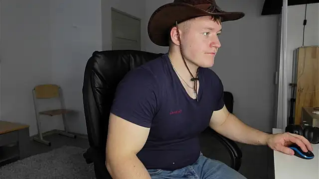 Snapshot of Richard_Dullas chatting on October 18, 2025, 5:53 am Richard Dullas online show from October 18, 2025, 5:53 am