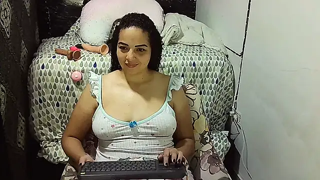 Snapshot of _naughty_milf chatting on October 9, 2025, 9:21 am naughty milf online show from October 9, 2025, 9:21 am