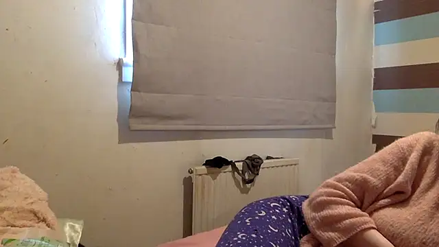 Snapshot of Bellababexox chatting on July 20, 2026, 3:14 pm Bellababexox online show from July 20, 2026, 3:14 pm