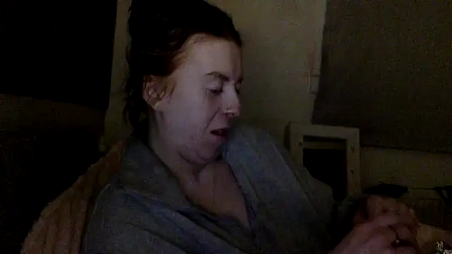 Snapshot of Bellababexox chatting on August 2, 2026, 4:00 am Bellababexox online show from August 2, 2026, 4:00 am