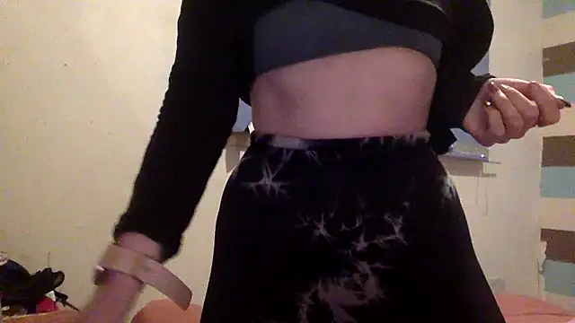 Snapshot of Bellababexox chatting on November 15, 2025, 7:01 am Bellababexox online show from November 15, 2025, 7:01 am