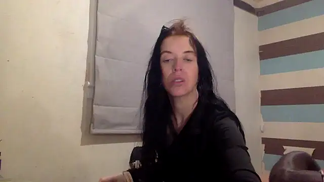 Snapshot of Bellababexox chatting on June 25, 2026, 12:41 am Bellababexox online show from June 25, 2026, 12:41 am
