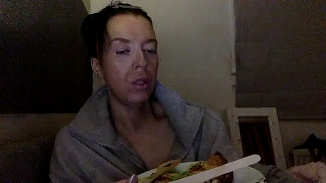 Snapshot of Bellababexox chatting on July 11, 2026, 12:55 am Bellababexox online show from July 11, 2026, 12:55 am