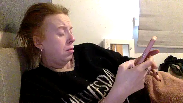 Bellababexox online show from April 23, 2026, 2:51 pm