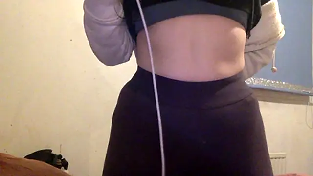 Snapshot of Bellababexox chatting on November 14, 2025, 6:50 am Bellababexox online show from November 14, 2025, 6:50 am