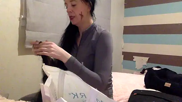 Snapshot of Bellababexox chatting on July 6, 2026, 11:51 pm Bellababexox online show from July 6, 2026, 11:51 pm